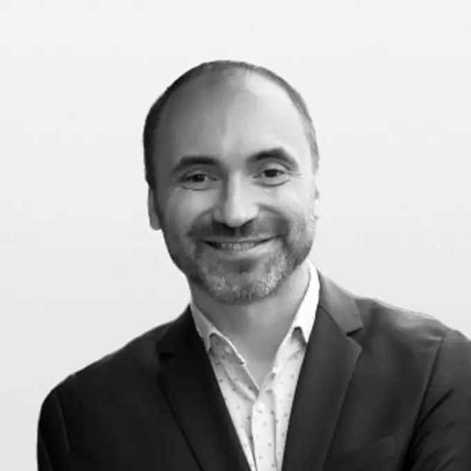 Sebastian Janowski, Doctor